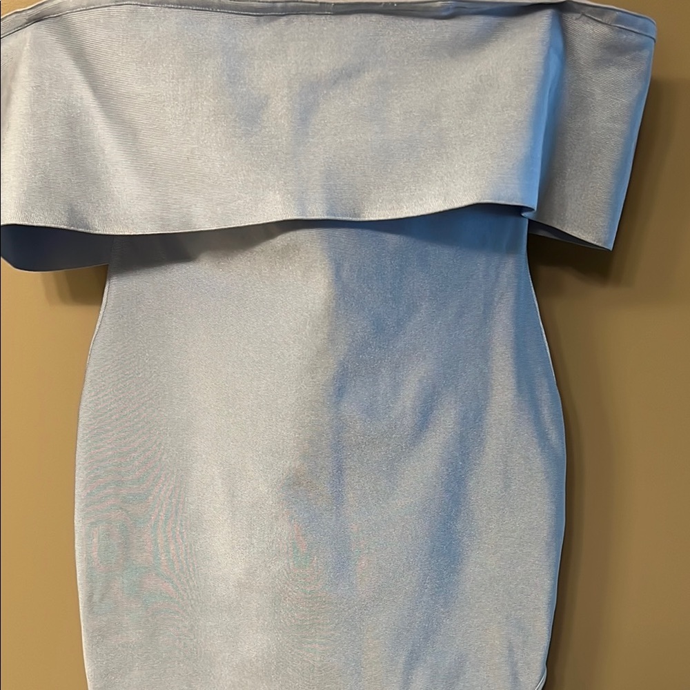 Akira Off-the-Shoulder Dress – Light Blue size M